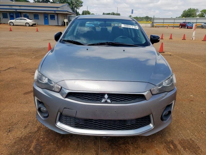 Sedans MITSUBISHI LANCER 2016 Srebrny