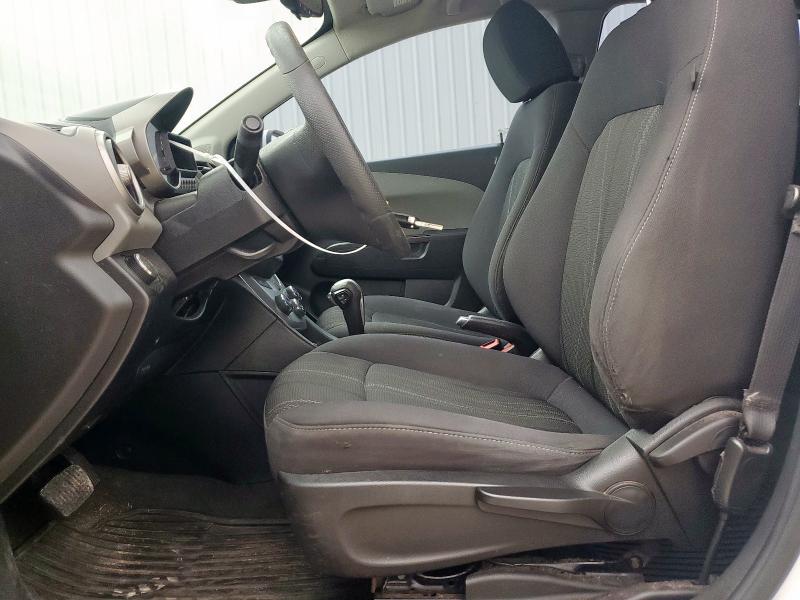 CHEVROLET SONIC 2015 Biały