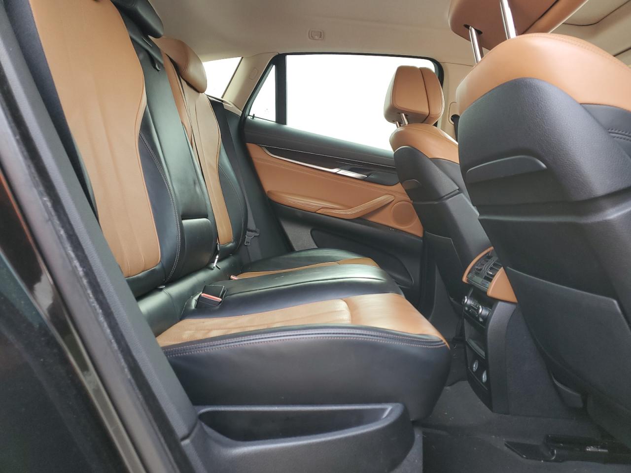 5UXKU2C58F0F95142 2015 BMW X6 xDrive35I
