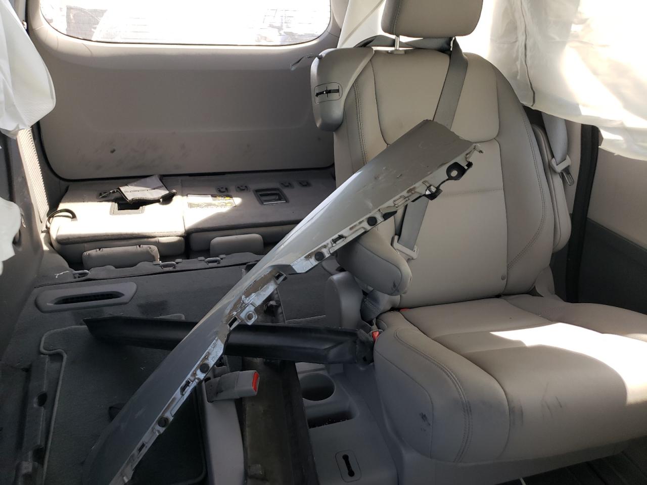 2020 Toyota Sienna Xle VIN: 5TDYZ3DC0LS044841 Lot: 56924825