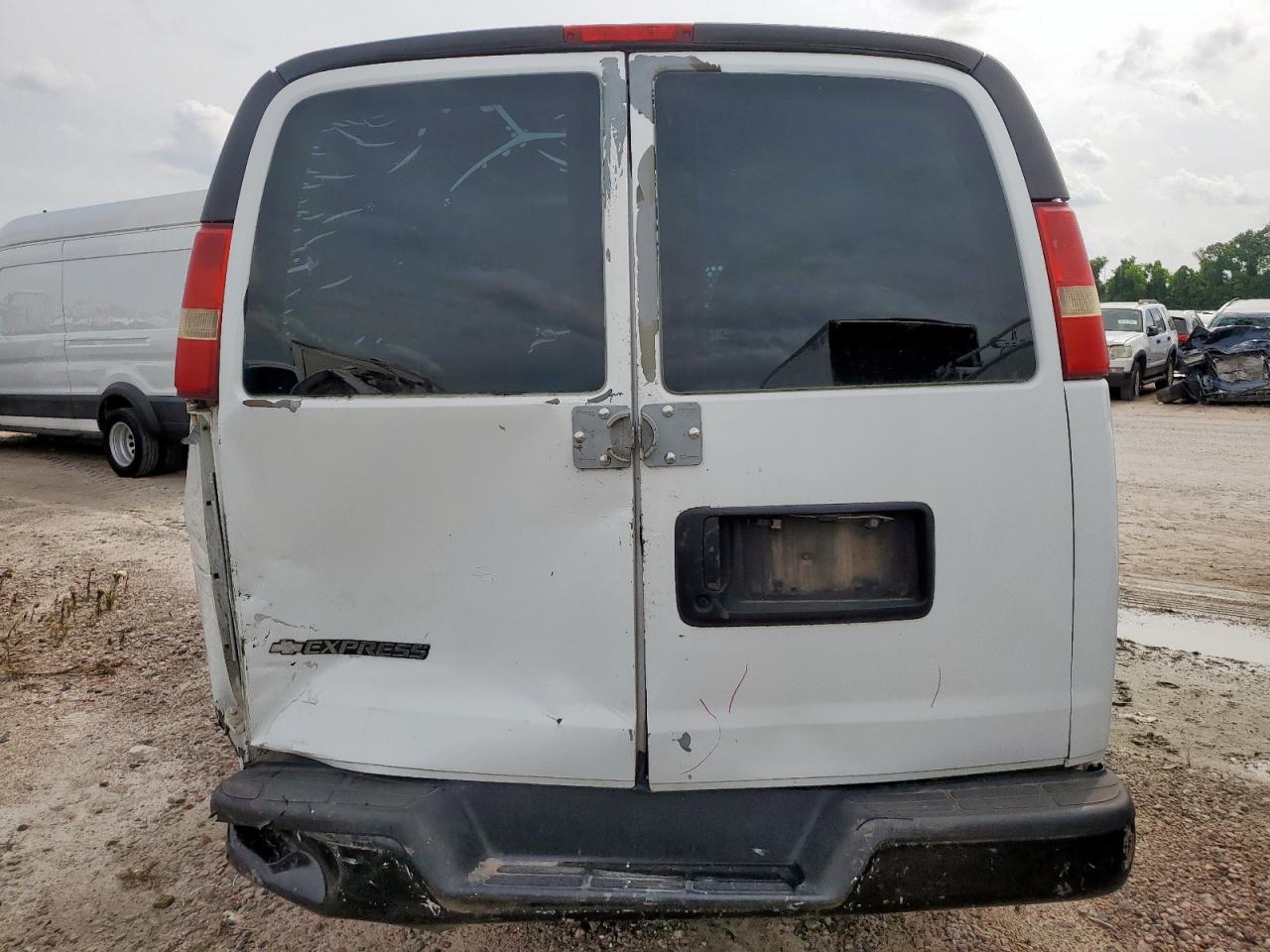 2010 Chevrolet Express G1500 VIN: 1GCUGADX1A1172060 Lot: 58779905