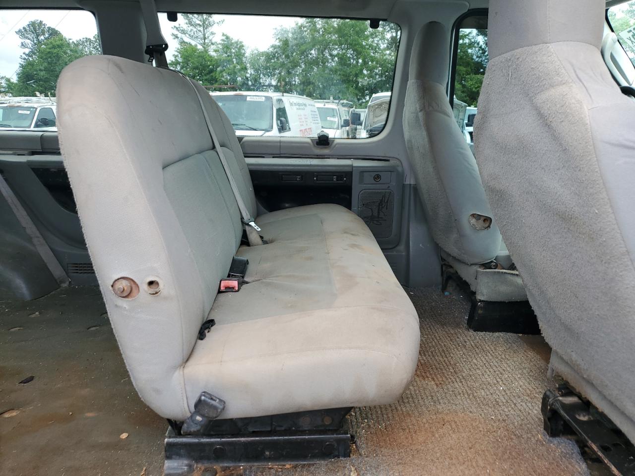 2010 Ford Econoline E350 Super Duty Wagon VIN: 1FBNE3BL0ADA34440 Lot: 55955065