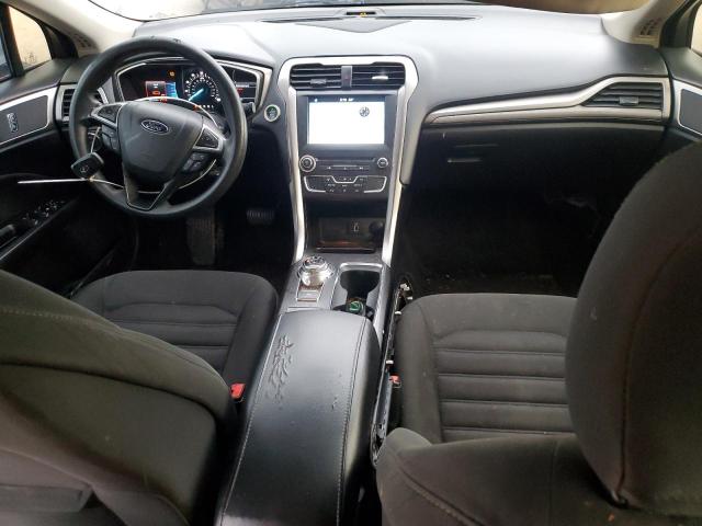 Sedans FORD FUSION 2017 Srebrny