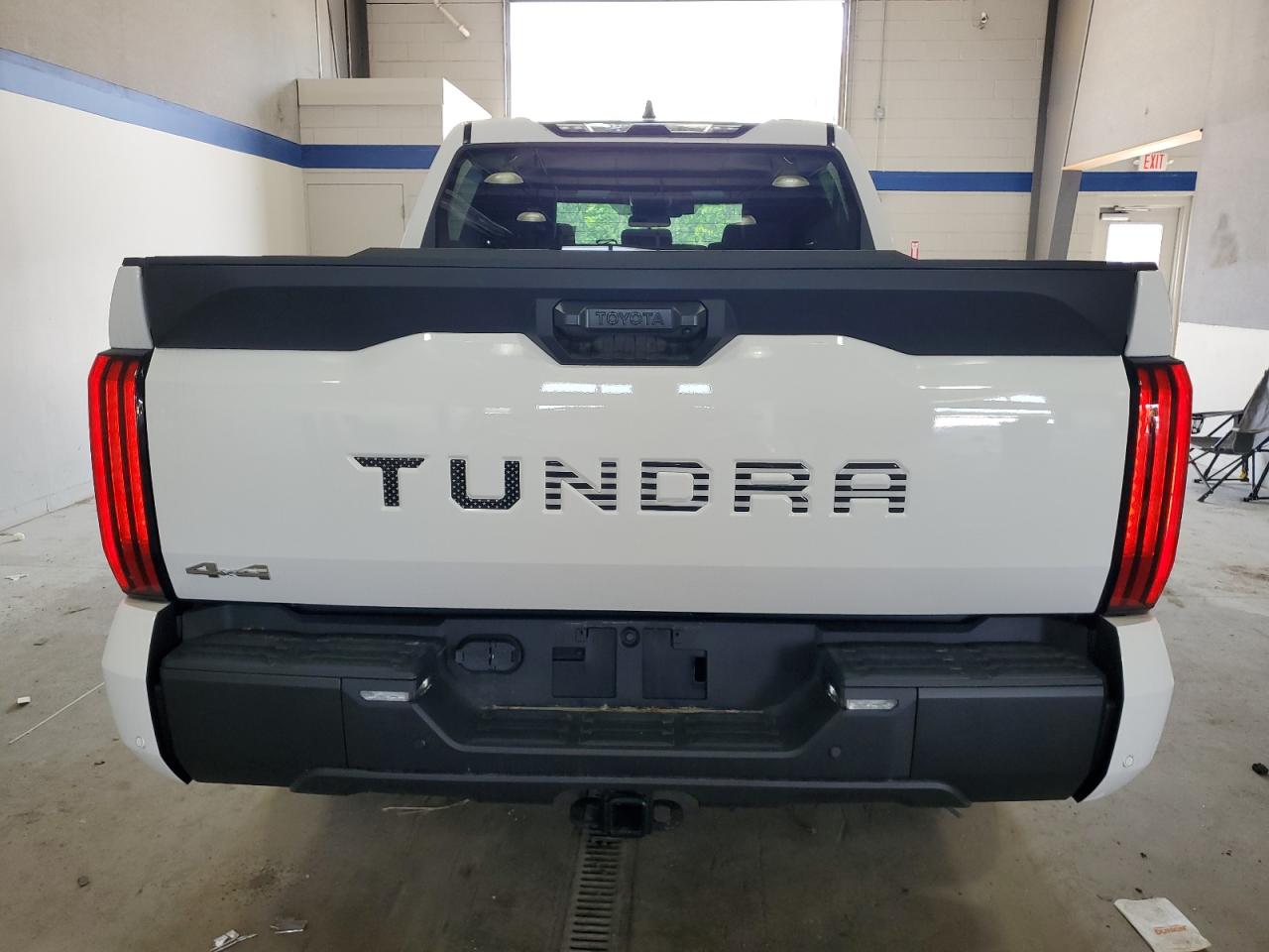 2025 Toyota Tundra Crewmax Sr VIN: 5TFLA5DB8SX271689 Lot: 55047655