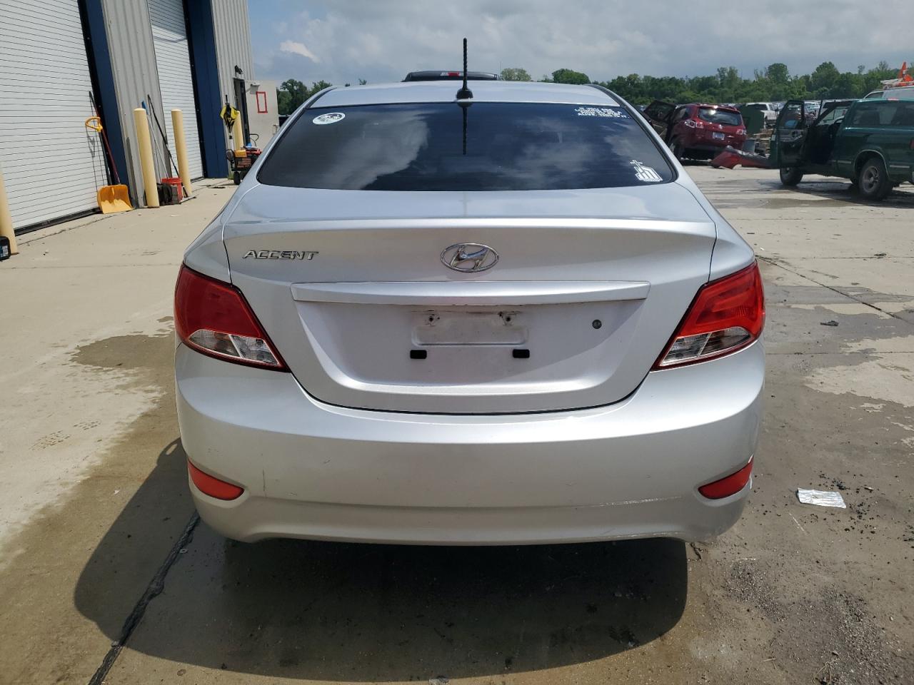 2015 Hyundai Accent Gls VIN: KMHCT4AE6FU882097 Lot: 56559305