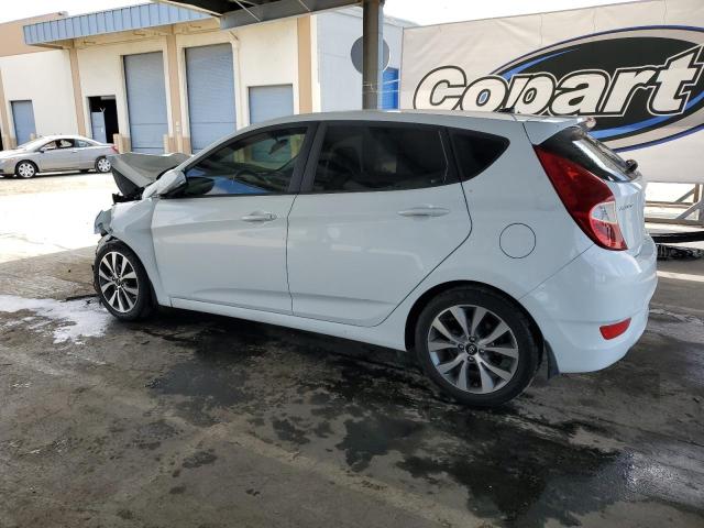  HYUNDAI ACCENT 2016 Белы