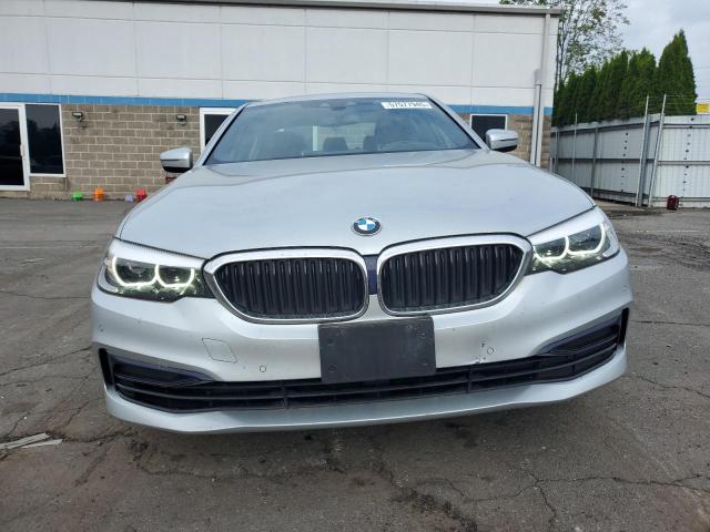  BMW 5 SERIES 2020 Серебристый