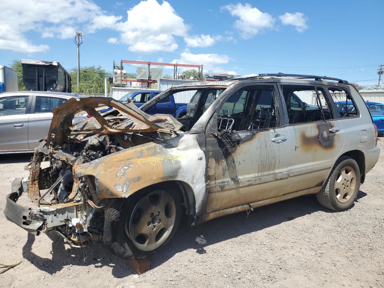 2004 Toyota Highlander Base за продажба в Kapolei, HI - Burn