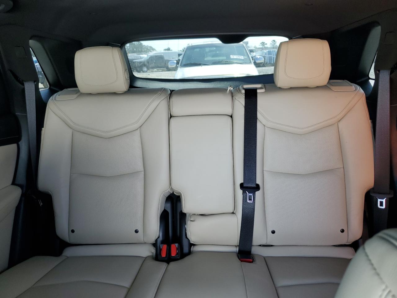 2017 Cadillac Xt5 Luxury VIN: 1GYKNBRS8HZ235385 Lot: 55817055