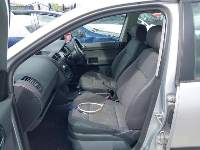 2005 VOLKSWAGEN POLO S AUT