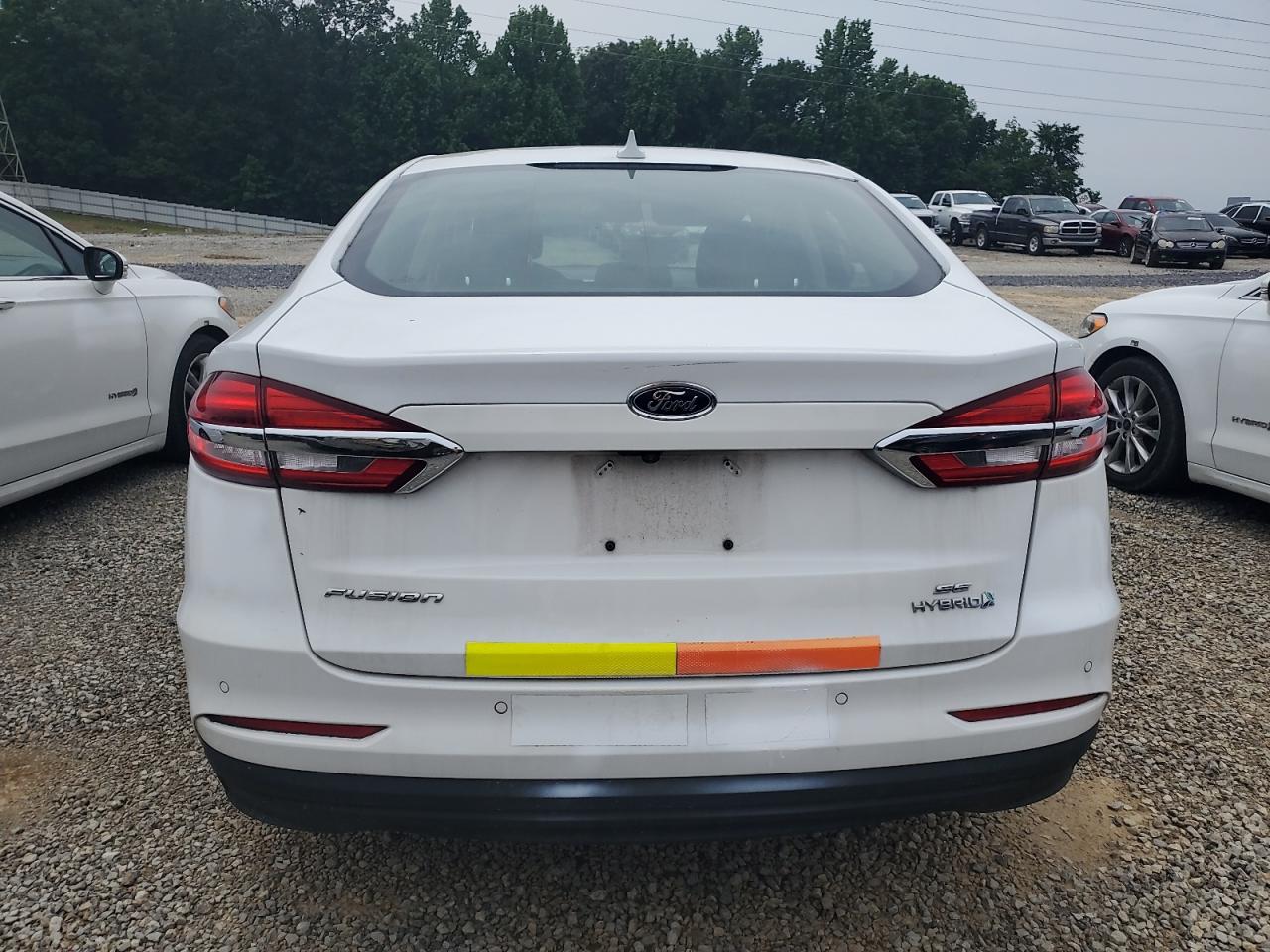 2019 Ford Fusion Se VIN: 3FA6P0LU0KR184062 Lot: 54031585