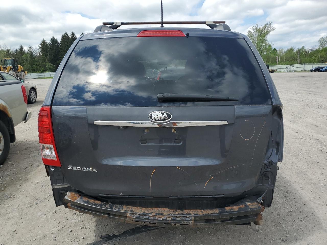 2012 Kia Sedona Lx VIN: KNDMG4C75C6498825 Lot: 57286315