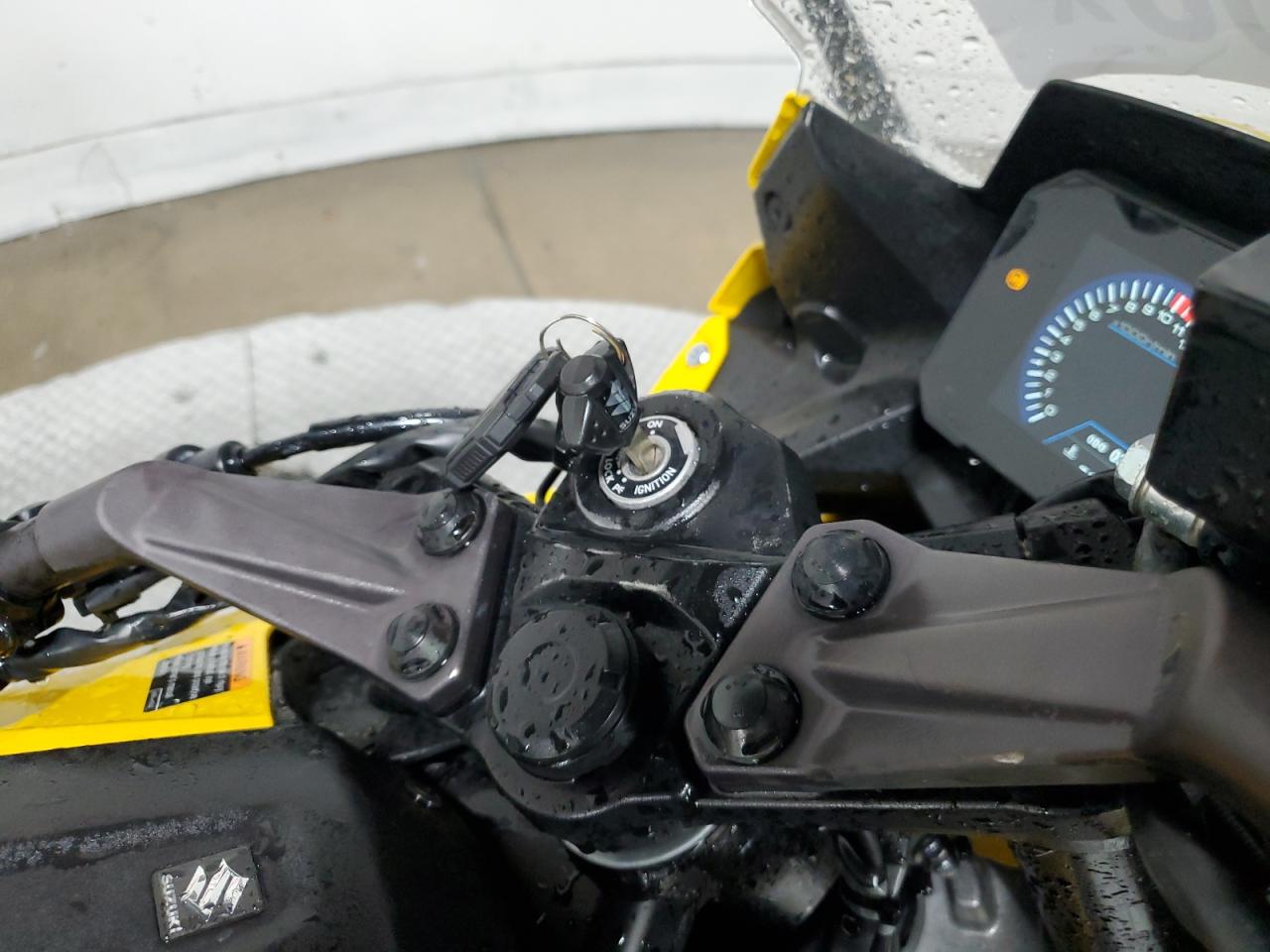 js1em13b9r7102778 JS1EM13B9R7102778 2024 Suzuki Gsx800 F