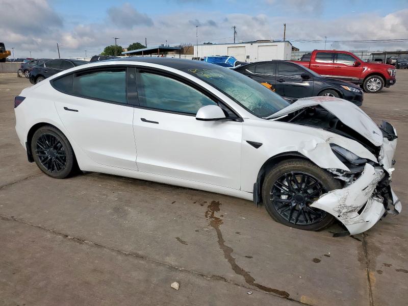  TESLA MODEL 3 2021 Biały