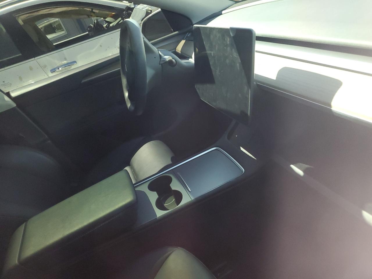 2023 Tesla Model Y VIN: 7SAYGDEFXPF782101 Lot: 55181695