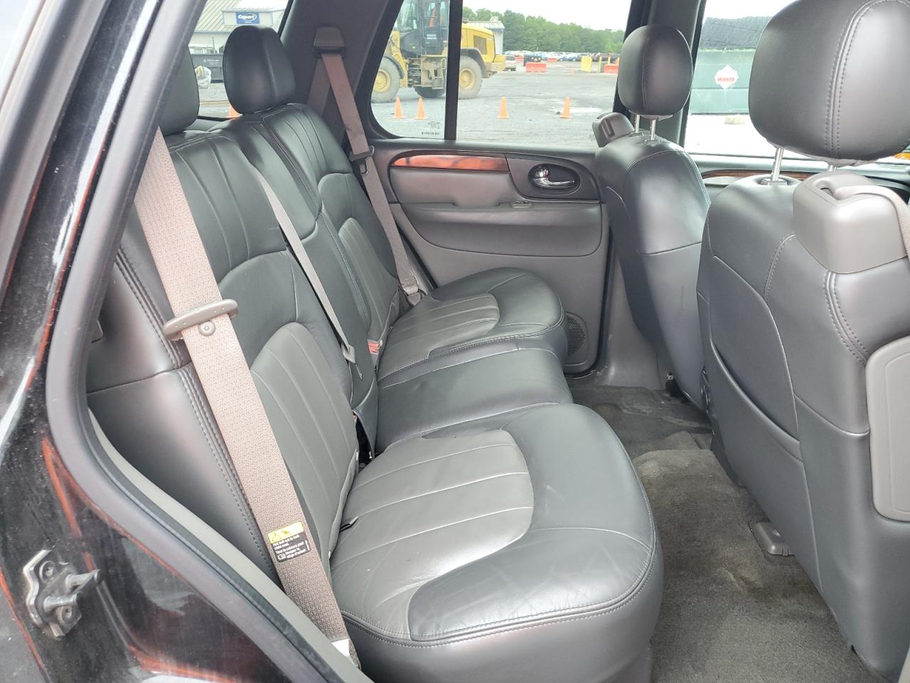 2004 GMC Envoy VIN: 1GKDT13S842210243 Lot: 55672595