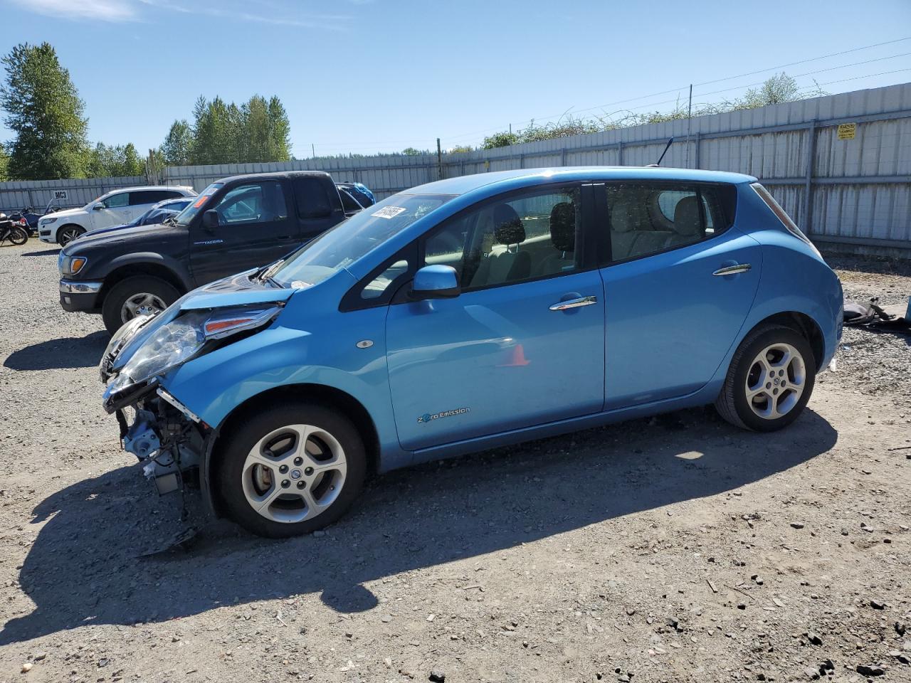 2011 Nissan Leaf Sv for Sale in Arlington, WA - Front End
