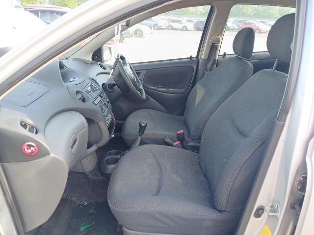 2004 TOYOTA YARIS T3 D