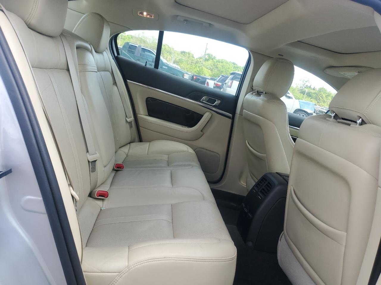 2013 Lincoln Mks VIN: 1LNHL9FT9DG604123 Lot: 56054255