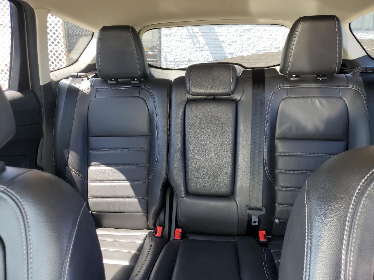 1FMCU9JD2HUD86640 FORD ESCAPE 2017