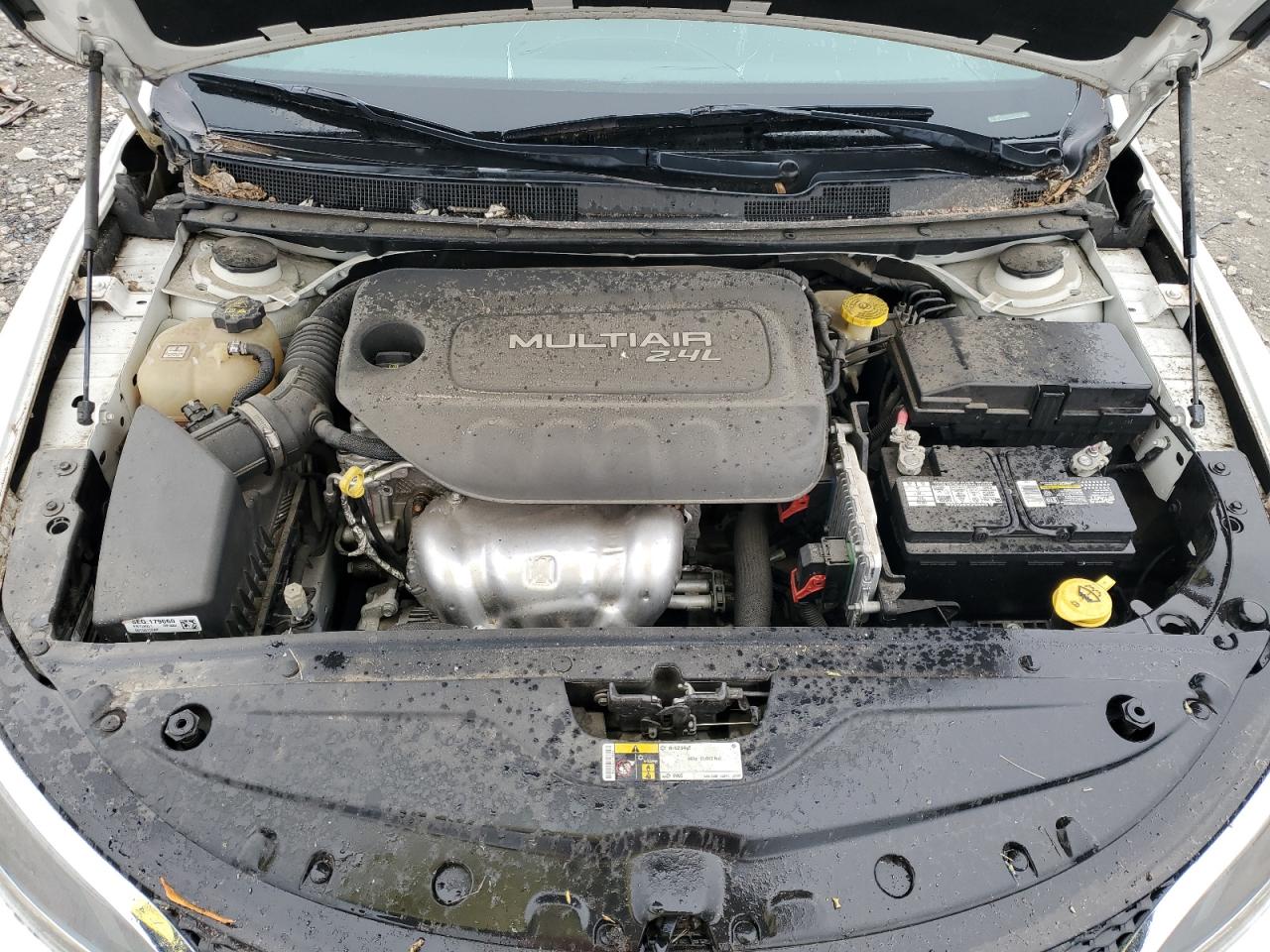 2015 Chrysler 200 Limited VIN: 1C3CCCABXFN759051 Lot: 58417555