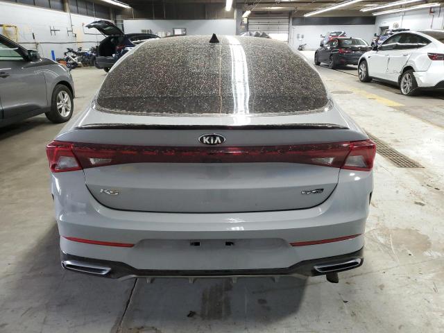  KIA K5 2021 Сріблястий