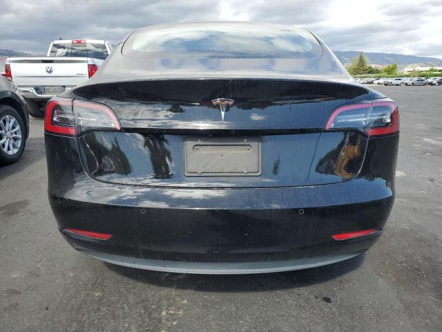  TESLA MODEL 3 2022 Черный