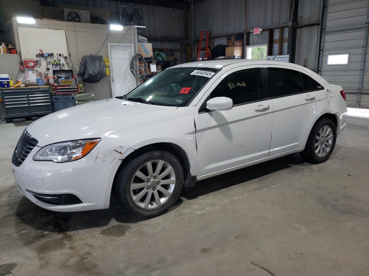 2013 Chrysler 200 Touring للبيع في Rogersville، MO - Side