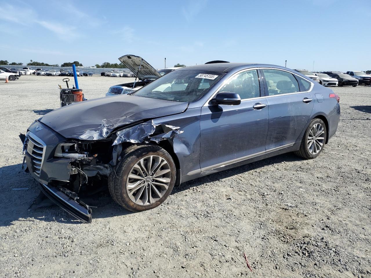 2015 Hyundai Genesis 3.8L for Sale in Antelope, CA - Front End