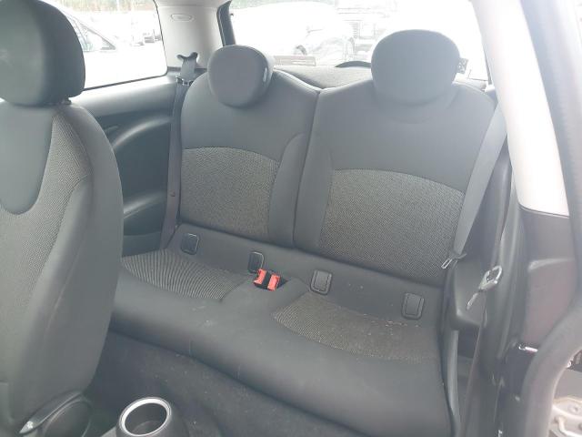 2010 MINI ONE GRAPHI