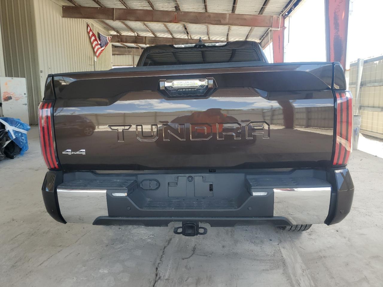 2024 Toyota Tundra Crewmax Platinum VIN: 5TFMA5DB2RXZ16935 Lot: 55741995