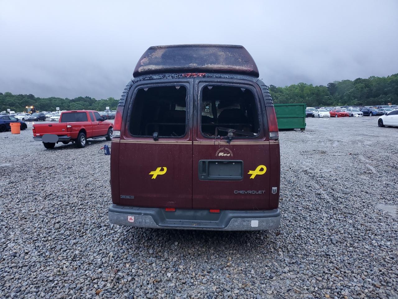 1998 Chevrolet Express G1500 VIN: 1GBFG15R1W1003662 Lot: 56360355