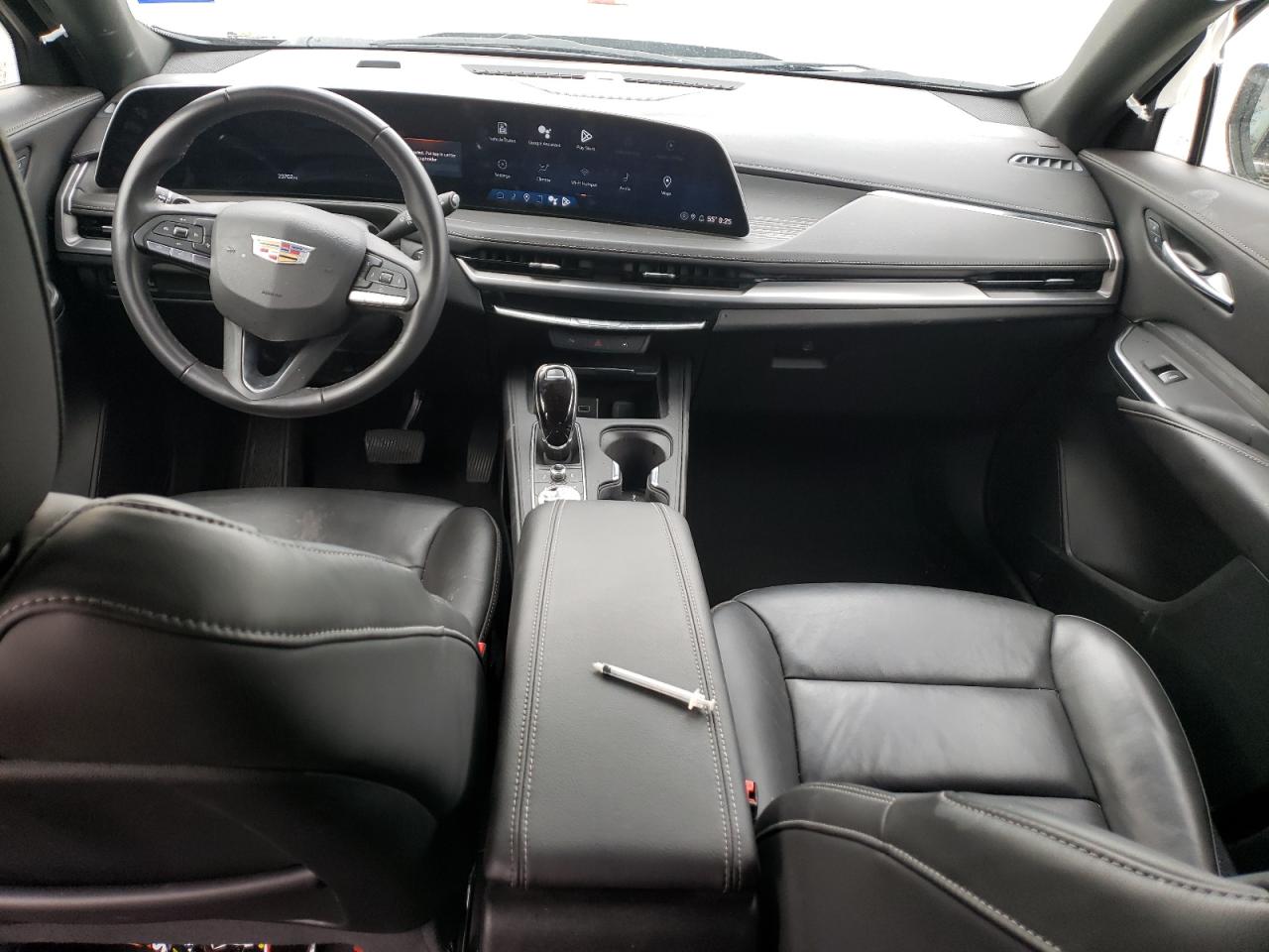 2024 Cadillac Xt4 Premium Luxury VIN: 1GYFZCR43RF221412 Lot: 55507885