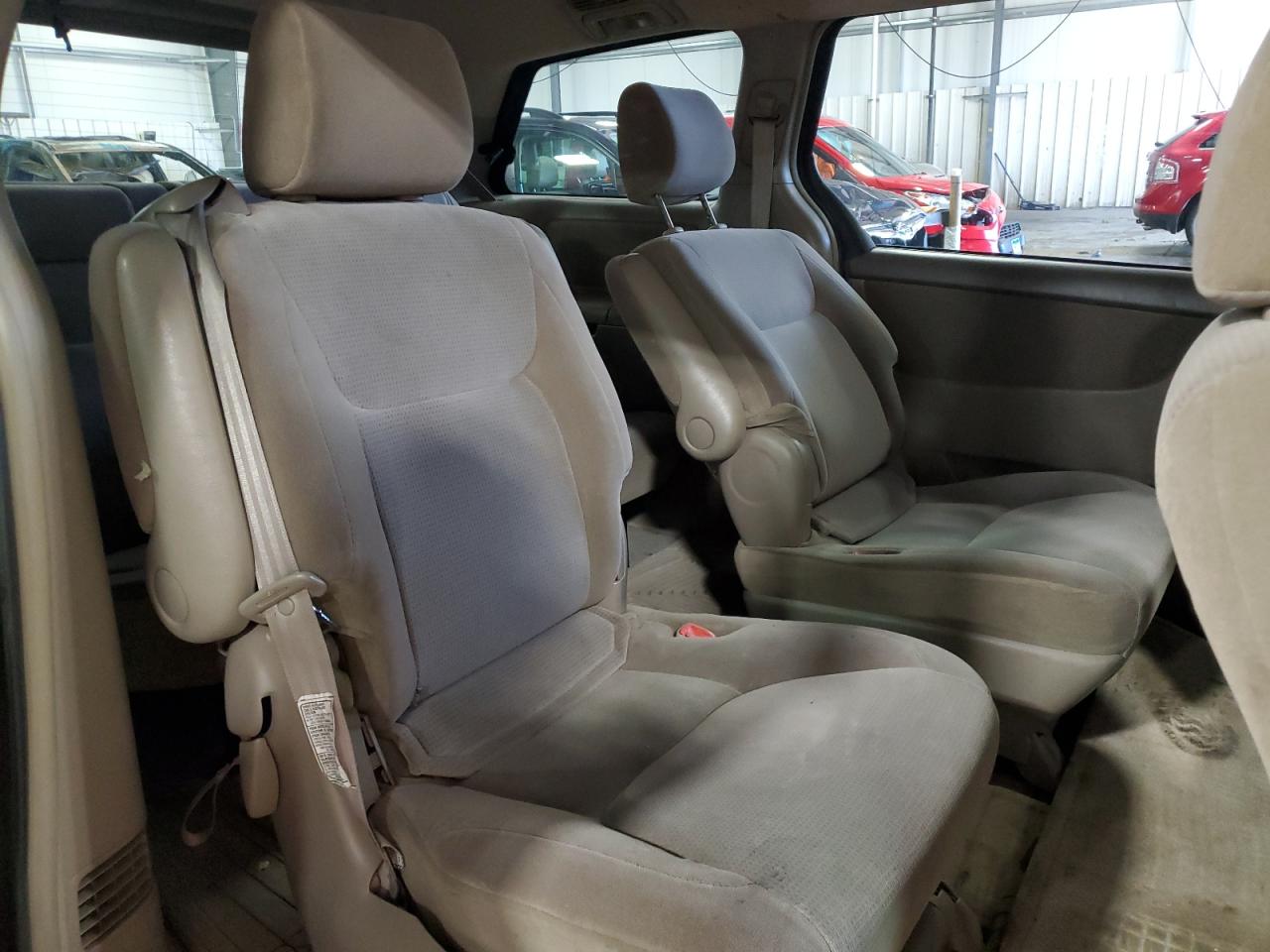 2004 Toyota Sienna Ce VIN: 5TDZA23C34S191387 Lot: 57725495