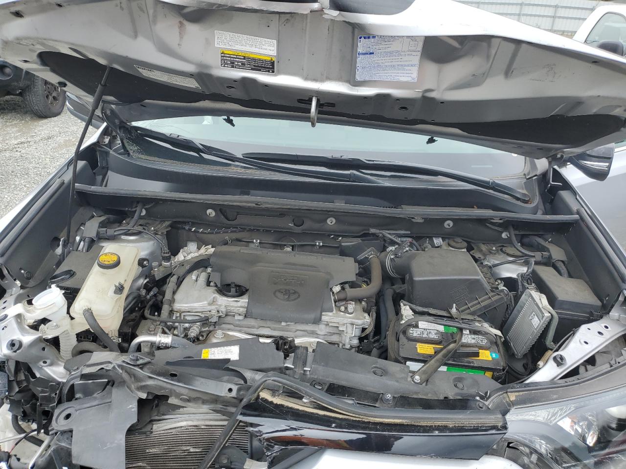 2T3RFREV4JW737147 TOYOTA RAV4 2018