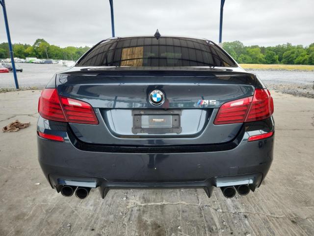  BMW M5 2015 Серый