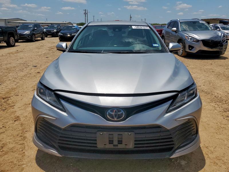  TOYOTA CAMRY 2023 Серебристый