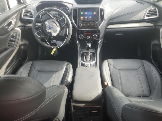  SUBARU FORESTER 2023 Серебристый