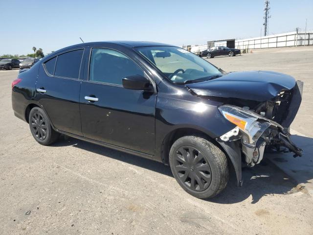  NISSAN VERSA 2017 Черный
