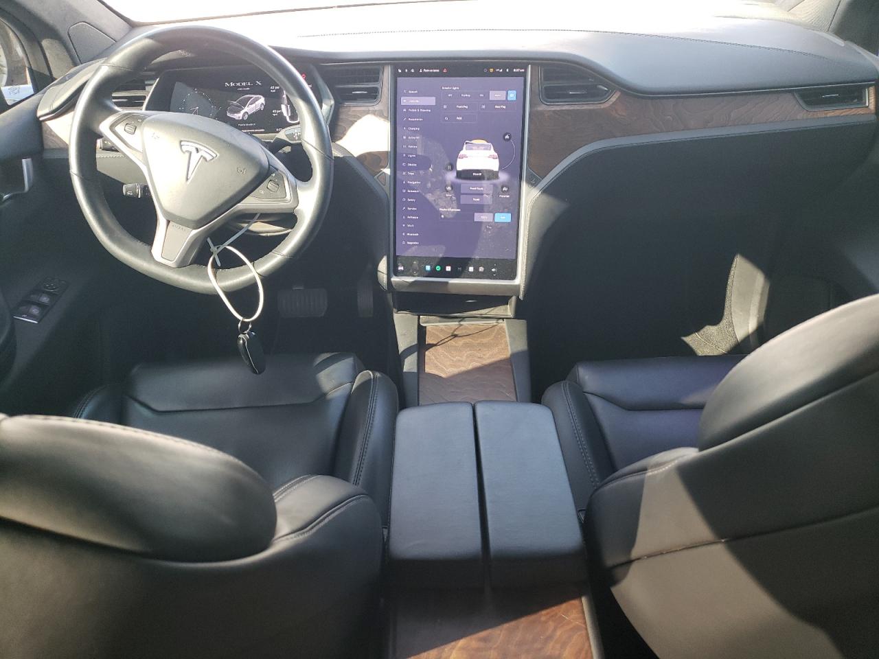 2020 Tesla Model X VIN: 5YJXCDE22LF223136 Lot: 55324645