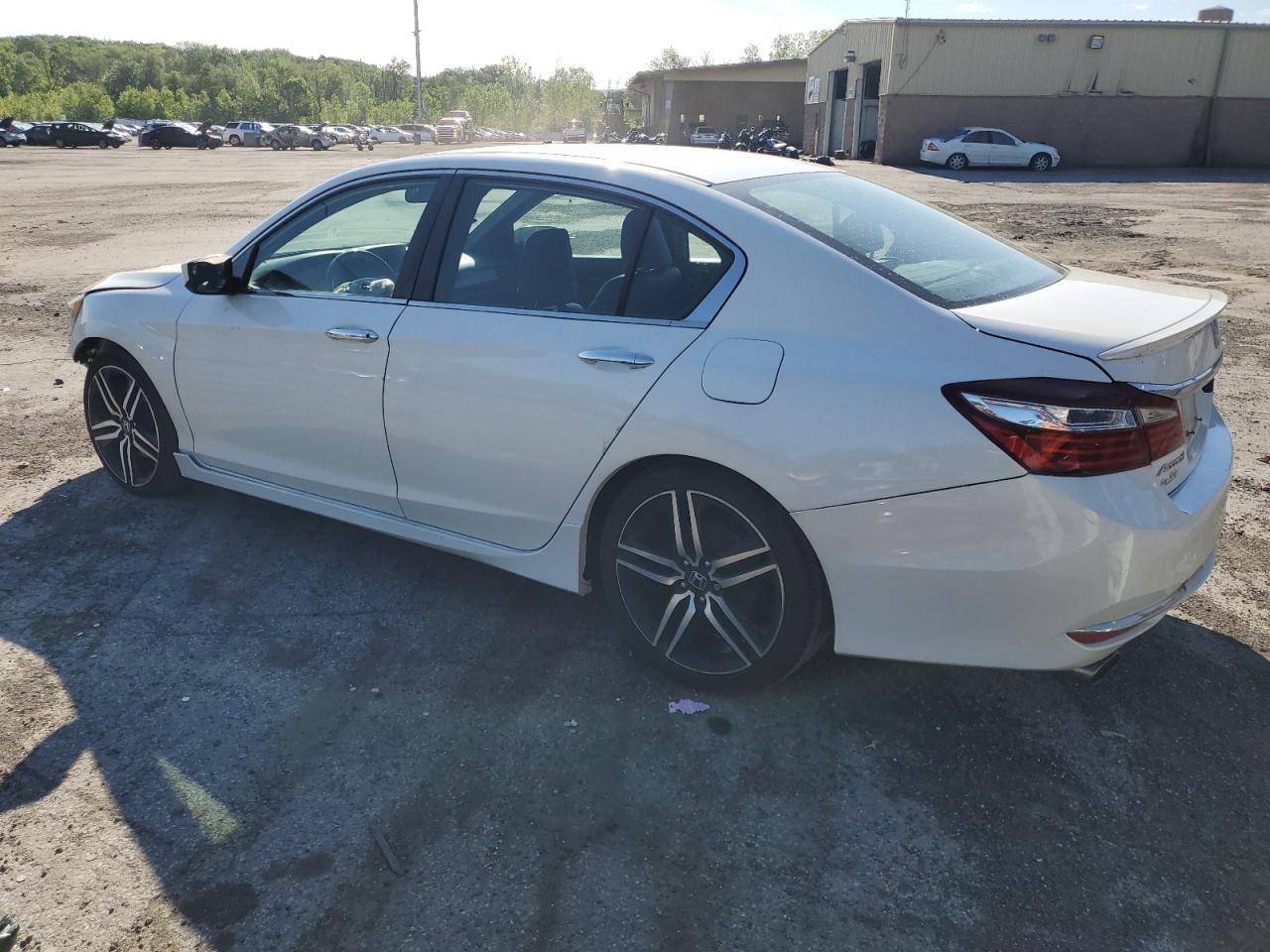 1HGCR2F19HA030233 HONDA ACCORD 2017