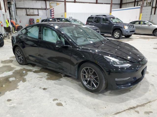  TESLA MODEL 3 2021 Czarny
