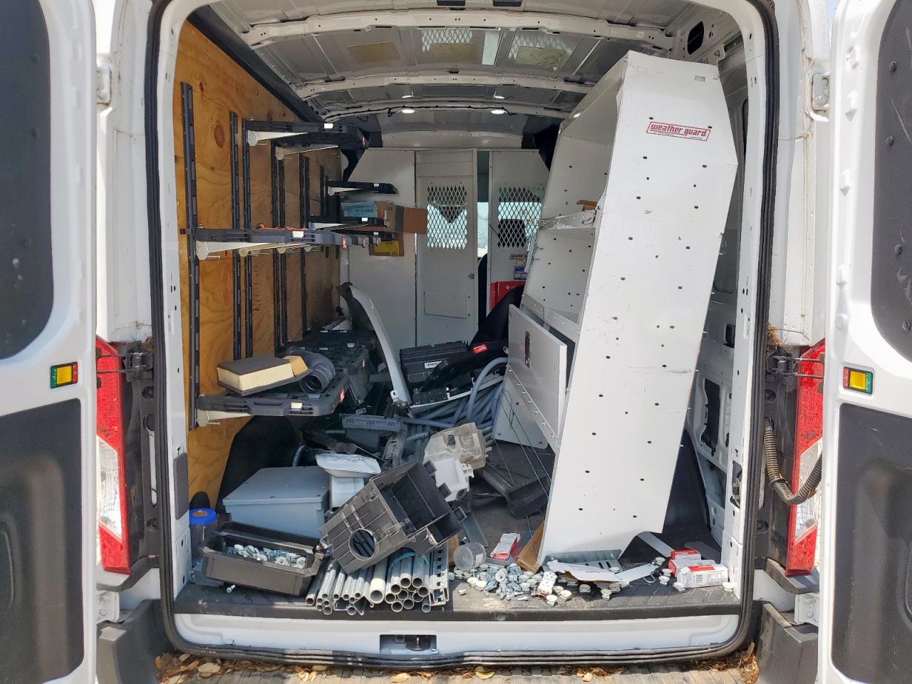 2022 Ford Transit T-250 VIN: 1FTBR1C86NKA18231 Lot: 56531205