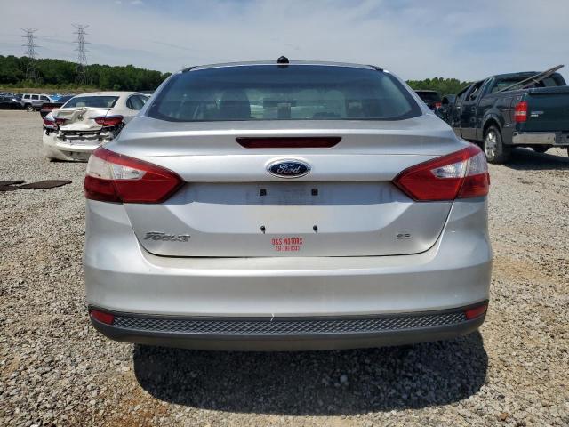 Sedans FORD FOCUS 2014 Silver