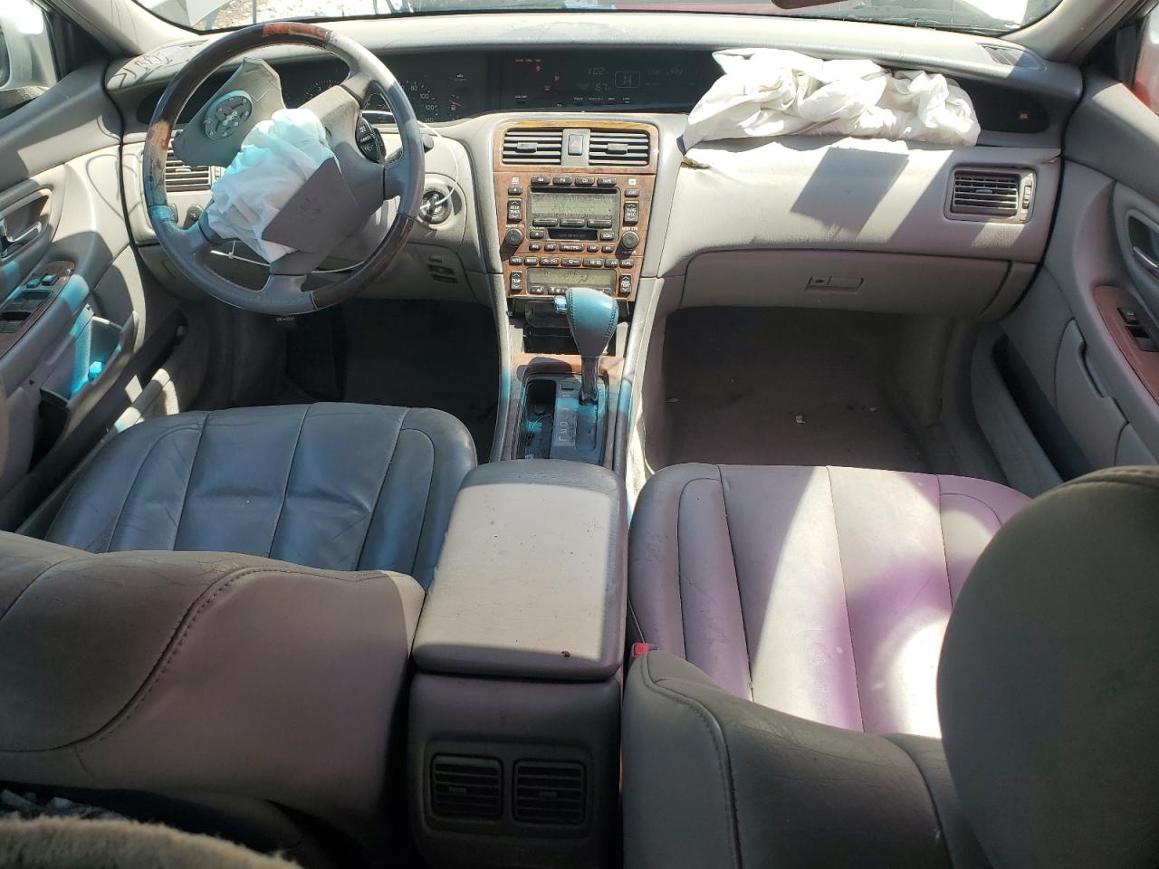 2003 Toyota Avalon - Image 8