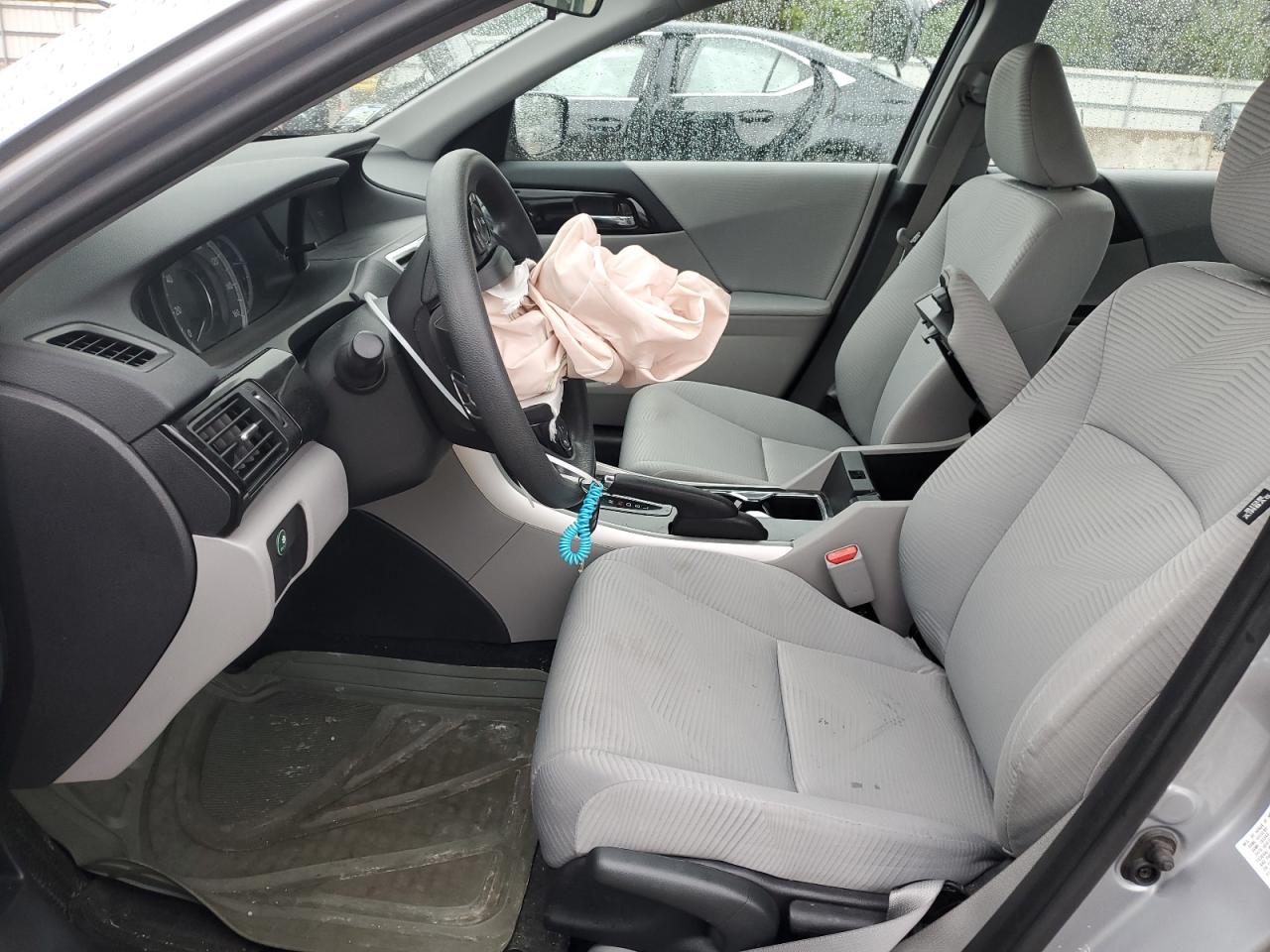 1HGCR2F33HA288278 HONDA ACCORD 2017