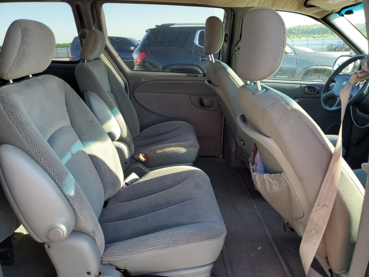 2005 Dodge Grand Caravan Se VIN: 1D4GP24R45B151212 Lot: 53976995