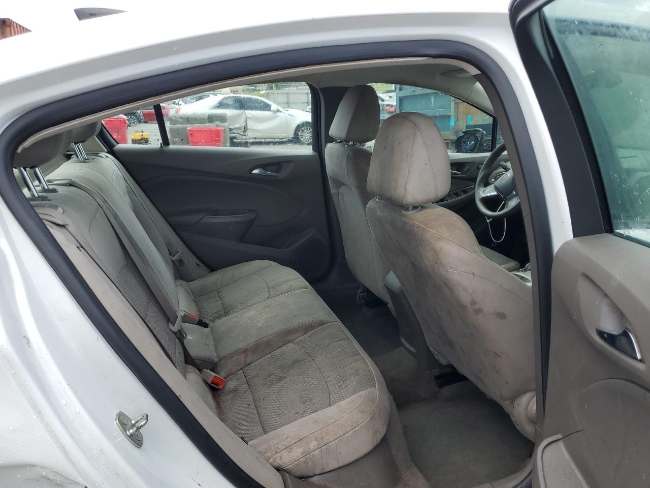 1G1BC5SM8J7189401 CHEVROLET CRUZE 2018