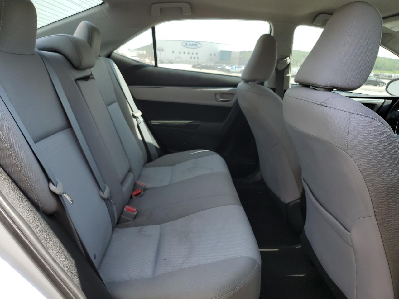 2016 Toyota Corolla L VIN: 5YFBURHE1GP398224 Lot: 57043215