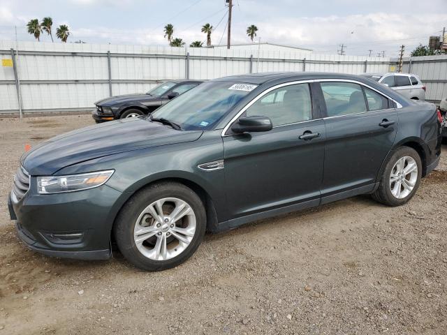 Седани FORD TAURUS 2016 Зелений